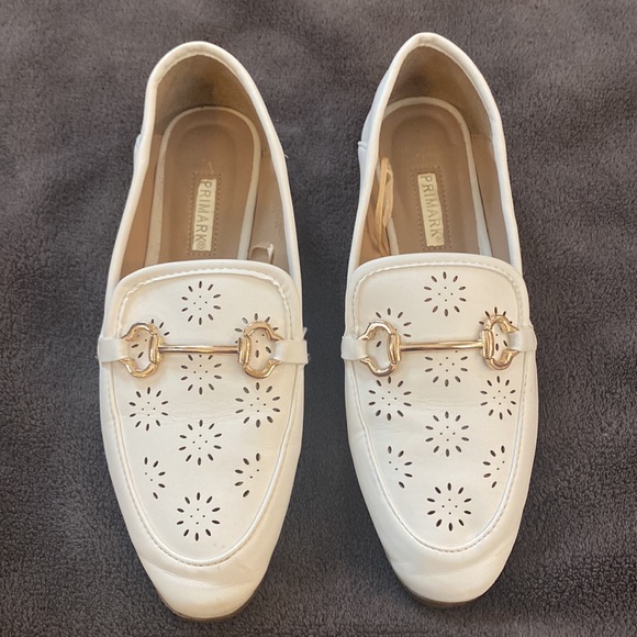 White loafers by Primark size 6 - Picture 2 of 8